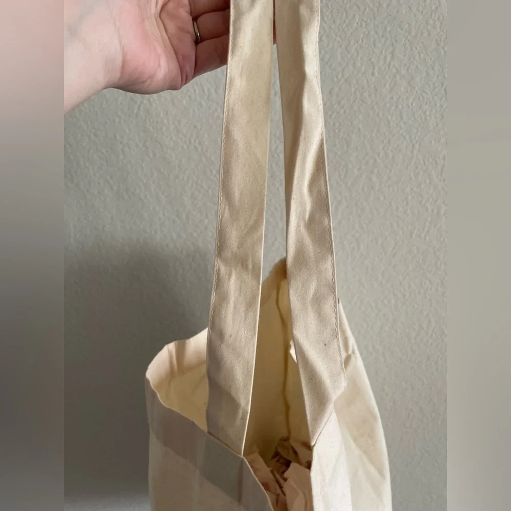 Aerie Women’s Tote Bag Medium Tan Size Shoulder Logo Reusable Travel Coastal